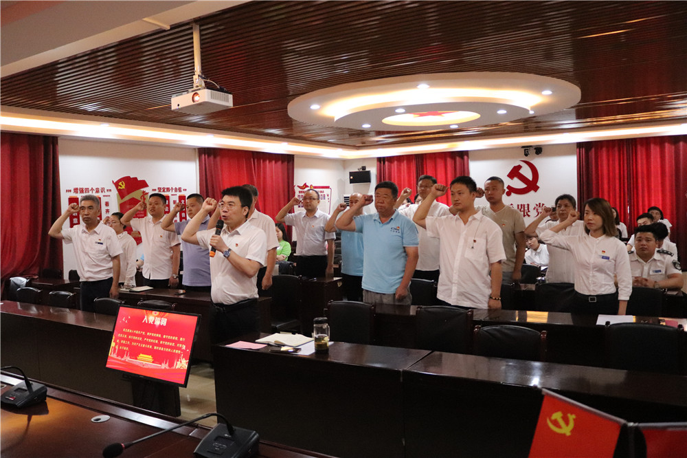 中宏集團(CHIC)熱烈慶祝建黨100周年